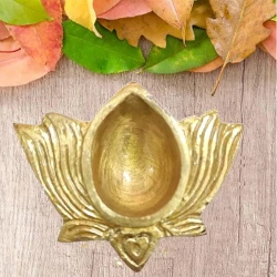 2-2-piece-brass-diya-bdy009-kamal-deepak-puja-diya-diwali-diya-brass-finish-medium-2-inches-gold-116gm-asmita-creations